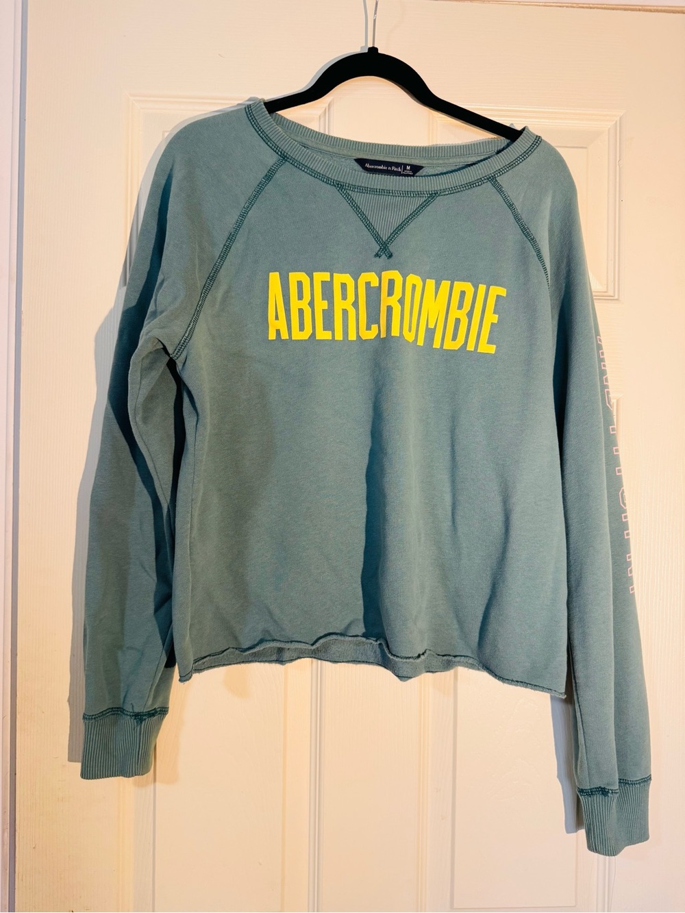 Abercrombie & Fitch Green Crewneck Sweatshirt with Yellow Logo Medium